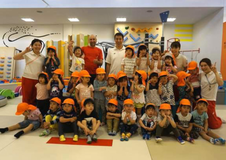 社会福祉法人椎木会 私立認可保育園 東大阪ヒマワリ保育園