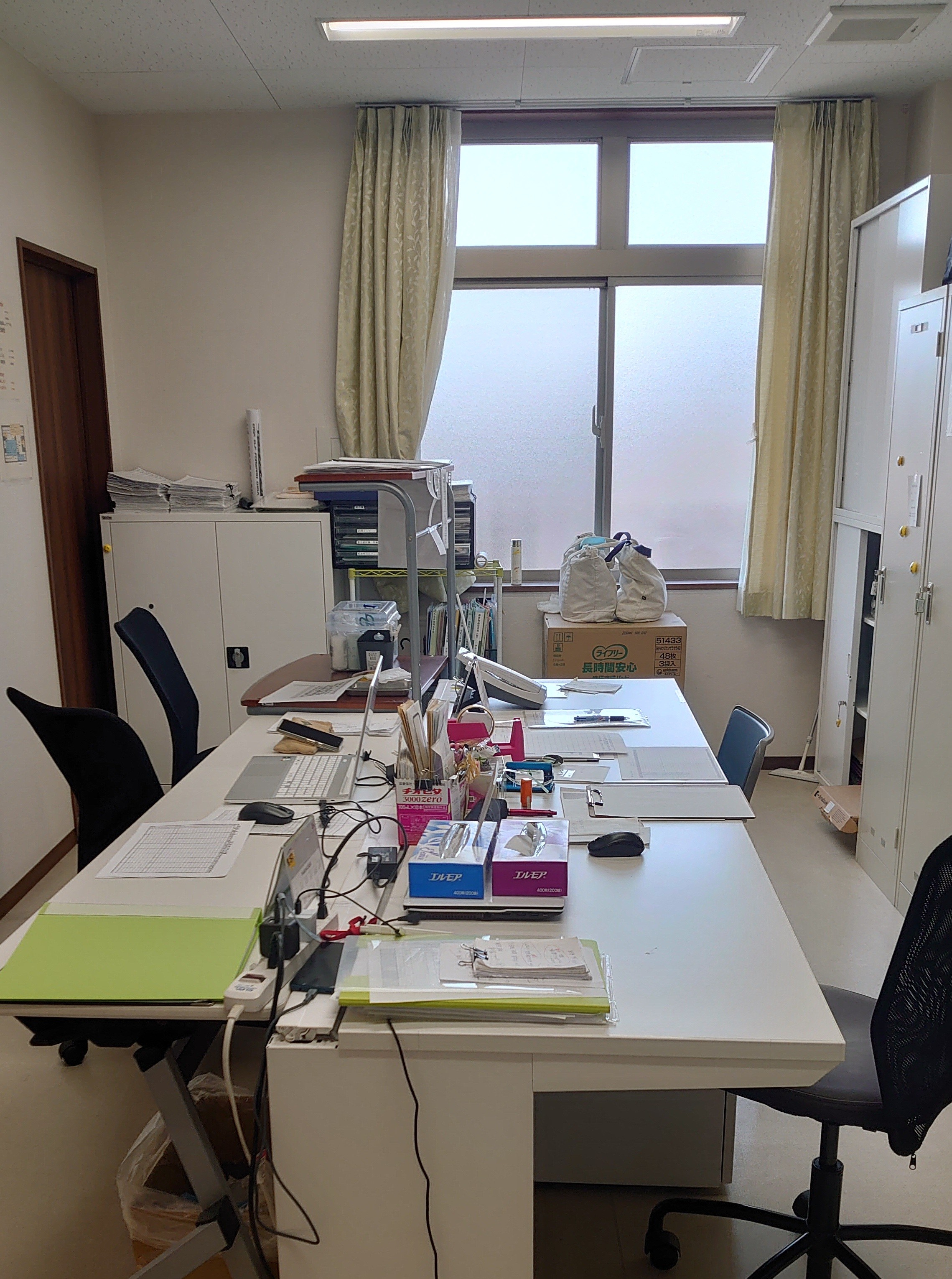 グループホームの計画作成担当者（ケアマネ）募集！未経験も歓迎！車通勤可！夜勤なしも相談可！